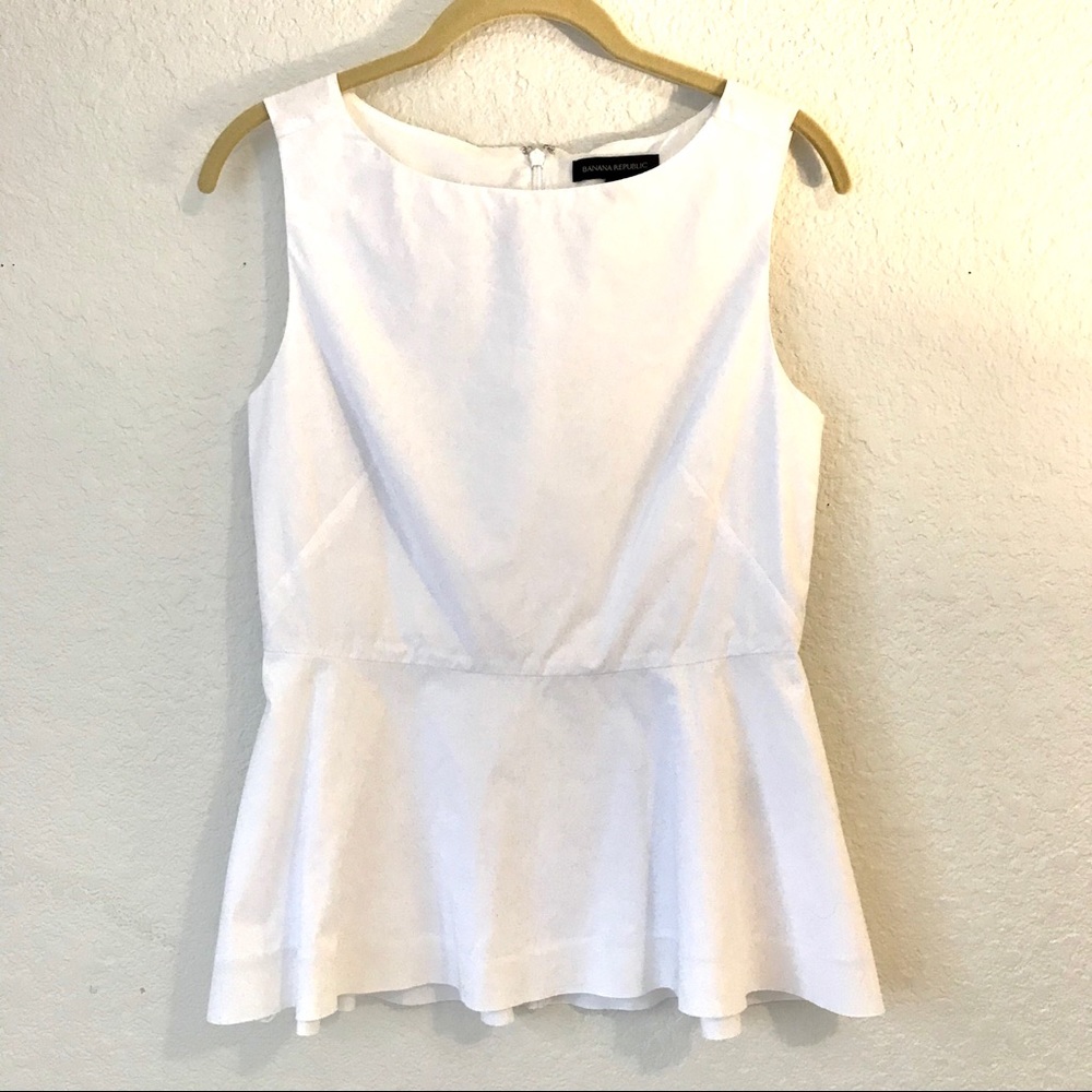 Banana Republic 🌿 White Top